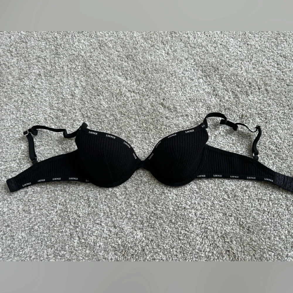 Women’s‎ Lounge Black T-Shirt Ribbed Bra